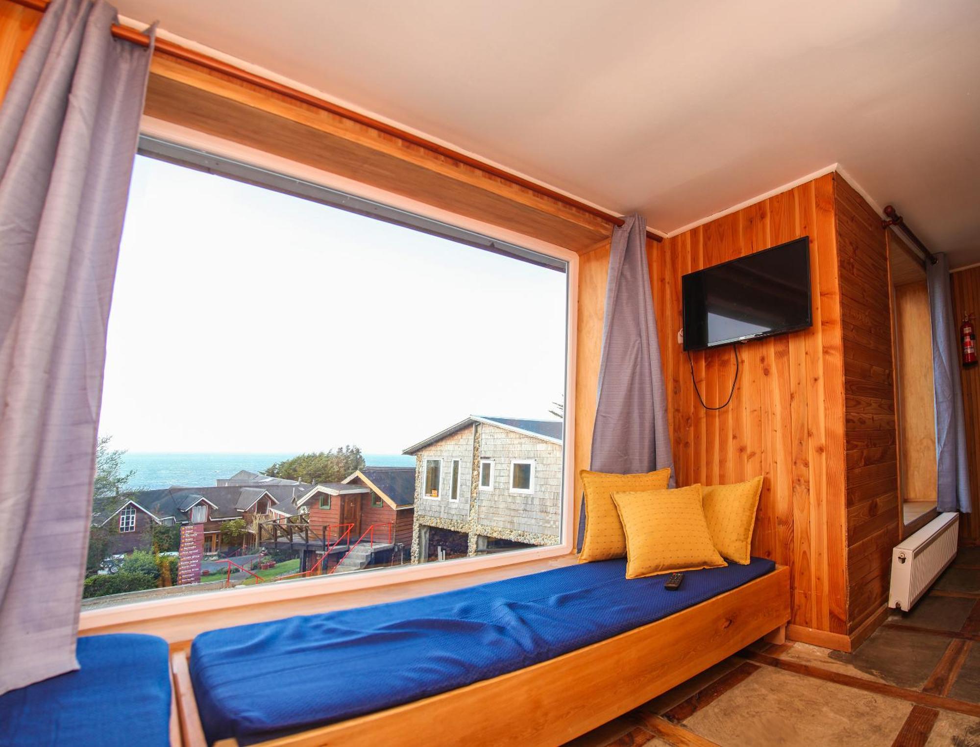 Hotel Faros Del Sur Ancud Exterior photo